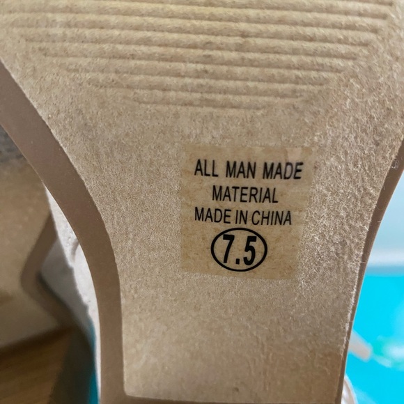 Soda Nelly Beige Fringe Suede Western cowgirl Block Heel Boots Women's Size 7.5 - Picture 7 of 10